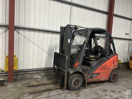 Empilhador a gás 2020  Linde H20T-02/600 (2)