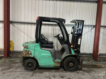 Dieselový VZV 2010  Mitsubishi FD25N (4)