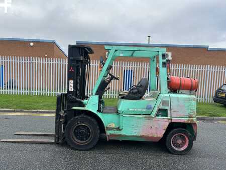 LPG VZV 2011  Mitsubishi FG40K (1)