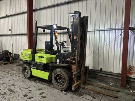 Dieseltrukki 1997  Toyota 02-5FD35 (4)