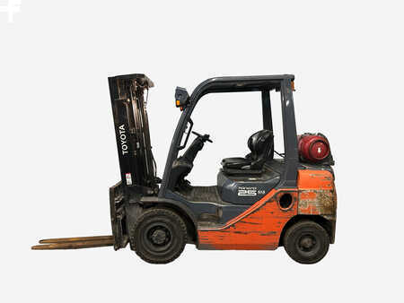 Gasoltruck 2013  Toyota 02-8FGF25 (1)