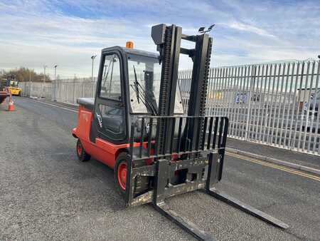 Elektromos 4 kerekű 2008  Linde E48P (3)