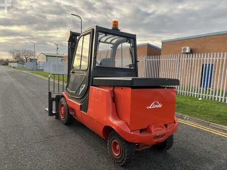 Elektromos 4 kerekű 2008  Linde E48P (6)