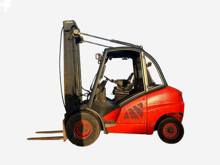 Empilhador diesel 2013  Linde H50D-02 (1)