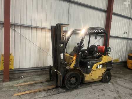 Gas gaffeltruck 2004  CAT Lift Trucks GP25N (2)