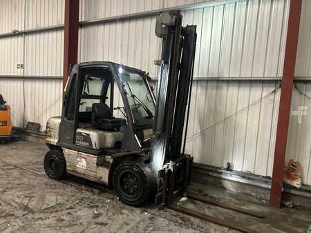 Dieselový VZV 2008  Nissan YG1D2A30Q (4)