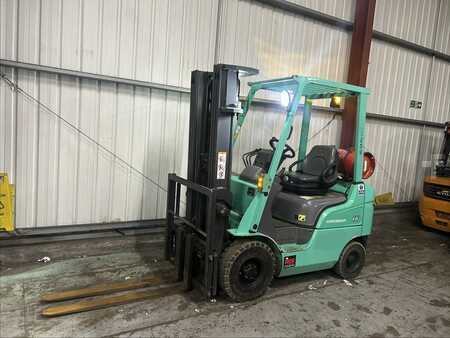 Treibgasstapler 2013  Mitsubishi FG18NT (2)