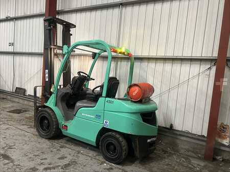 Treibgasstapler 2008  Mitsubishi FG35N (3)