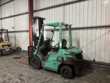 Chariots porte-conteneurs 2019  Mitsubishi FD25NT (2)