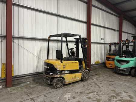Elektromos 4 kerekű 2001  CAT Lift Trucks EP25K (6)
