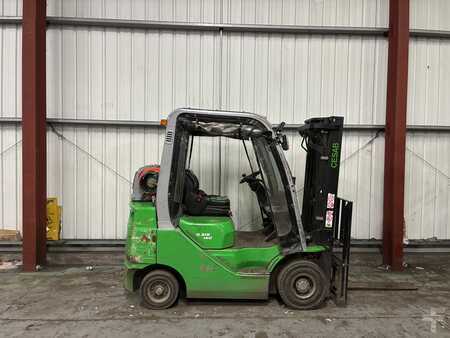 Empilhador a gás 2018  Cesab M318G (4)