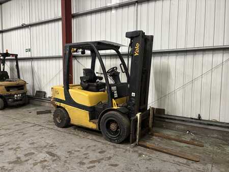 Carrelli elevatori diesel 2015  Yale GDP35VX (5)
