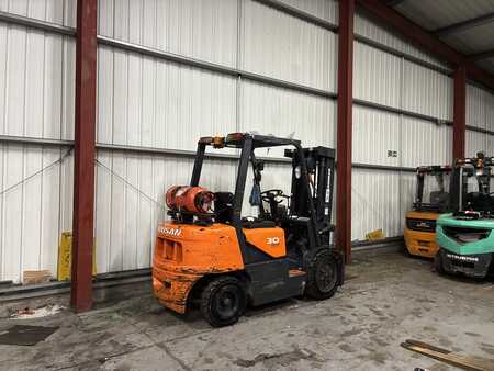 LPG VZV 2008  Doosan G30G (6)