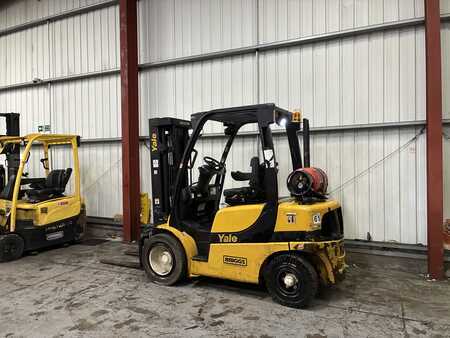 Carrelli elevatori GPL 2017  Yale GLP25VX (2)