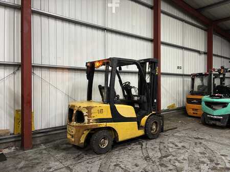 Carrelli elevatori diesel 2015  Yale GDP35VXE2345 (6)
