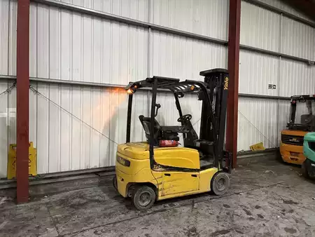 Carrelli elettrici 4 ruote 2014  Yale ERP20VF (6)