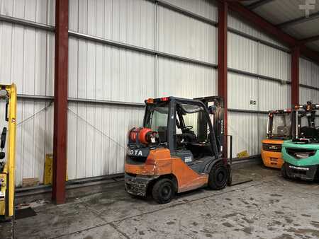 Gázüzemű targoncák 2019  Toyota 02-8FGF25 (5)