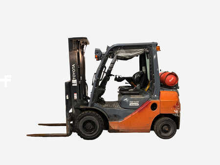 Gázüzemű targoncák 2019  Toyota 02-8FGF25 (1)