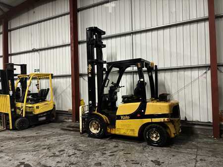Carrelli elevatori diesel 2012  Yale GDP35VXV3345 (3)
