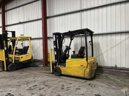 Elektro 3 Rad 2014  Yale ERP20VTLWBE2130 (2)