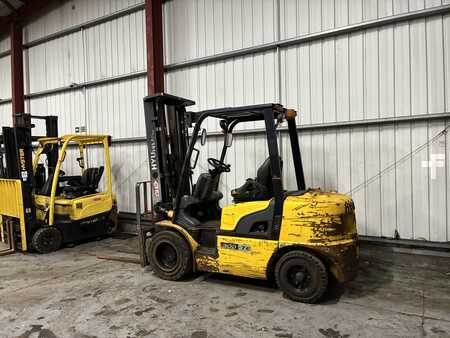 Diesel Forklifts 2014  Hyundai 300-76 (2)