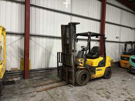 Diesel Forklifts 2014  Hyundai 300-76 (3)