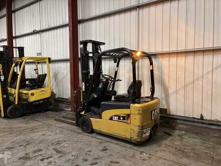 Elektro 3 Rad 2008  CAT Lift Trucks EP18NT (2)