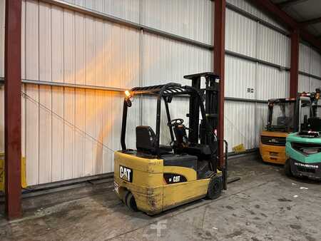 Elektro 3 Rad 2008  CAT Lift Trucks EP18NT (6)