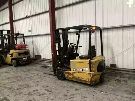Elektromos 3 kerekű 2003  CAT Lift Trucks EP16KT (6)