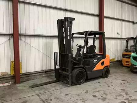 Carretilla elevadora diésel 2018  Doosan D256-7 (3)