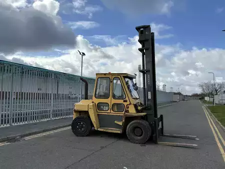 Carretilla elevadora diésel 2010  CAT Lift Trucks DP70 (4)