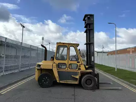 Carretilla elevadora diésel 2010  CAT Lift Trucks DP70 (6)