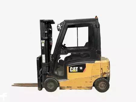 Elektro čtyřkolový VZV 2013  CAT Lift Trucks EP18CPN (1)
