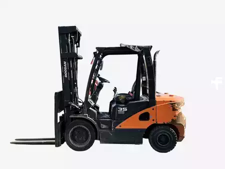 Carretilla elevadora diésel 2020  Doosan D35C-7 (1)