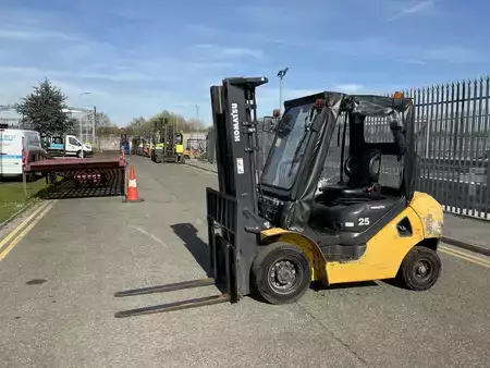 Carretilla elevadora diésel 2019  Komatsu FD25T-17 (3)