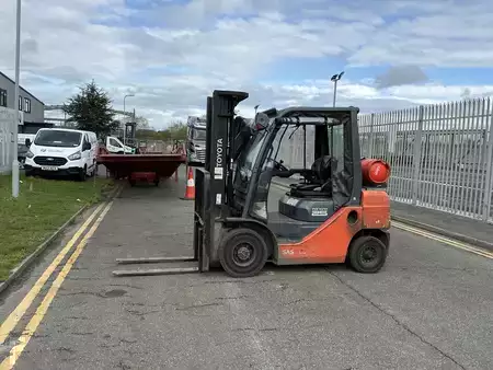 Gas gaffeltruck 2019  Toyota 02-8FGF25 (2)
