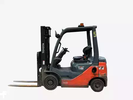 Dieselový VZV 2021  Toyota 42-8FDF18 (1)
