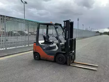 Dieselový VZV 2021  Toyota 42-8FDF18 (6)