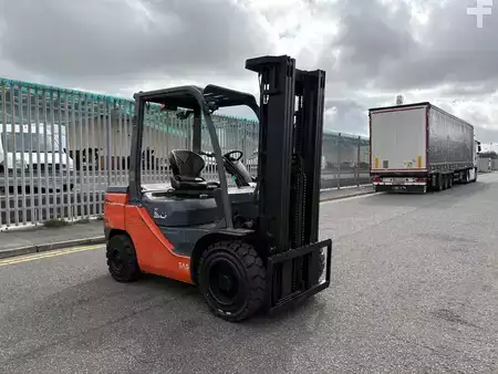 Dieselový VZV 2021  Toyota 52-8FDF30 (2)