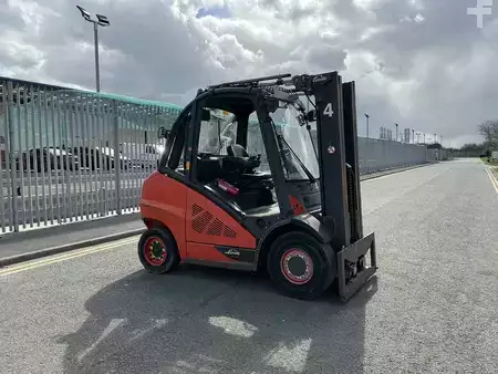 Dízel targoncák 2014  Linde H45D-02 (6)