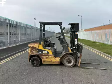 Dízel targoncák 2017  CAT Lift Trucks DP25NT (6)