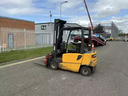 Electric - 4 wheels 2005  Jungheinrich EFG320 (3)