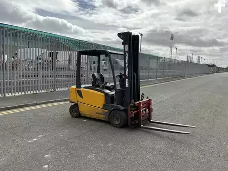 Electric - 4 wheels 2005  Jungheinrich EFG320 (6)