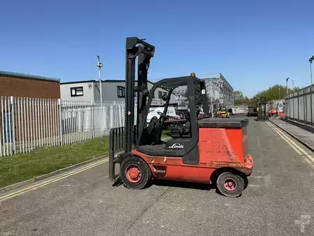 Elektro čtyřkolový VZV 2006  Linde E40P (3)