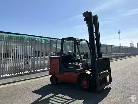 Elektro čtyřkolový VZV 2006  Linde E40P (5)