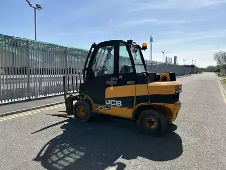 Teleskoplæsser (fast) 2016  JCB TLT35D (2)