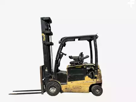 Eléctrica de 4 ruedas 2016  Yale ERP25VLE3145 (1)