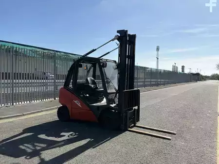 Diesel Forklifts 2004  Linde H25D (4)