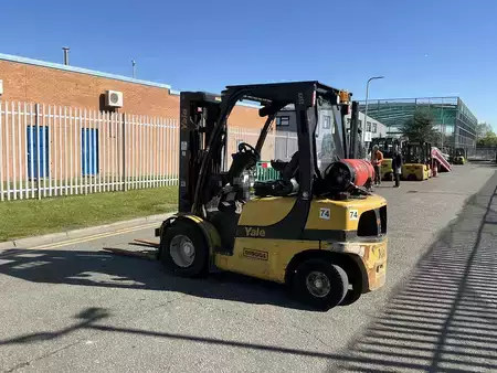 Eléctrica de 4 ruedas 2017  Yale GLP25VXE2170 (4)