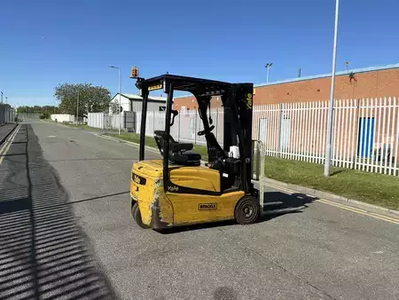 Elektro tříkolové VZV 2014  Yale ERP16VTMWBE2130 (2)